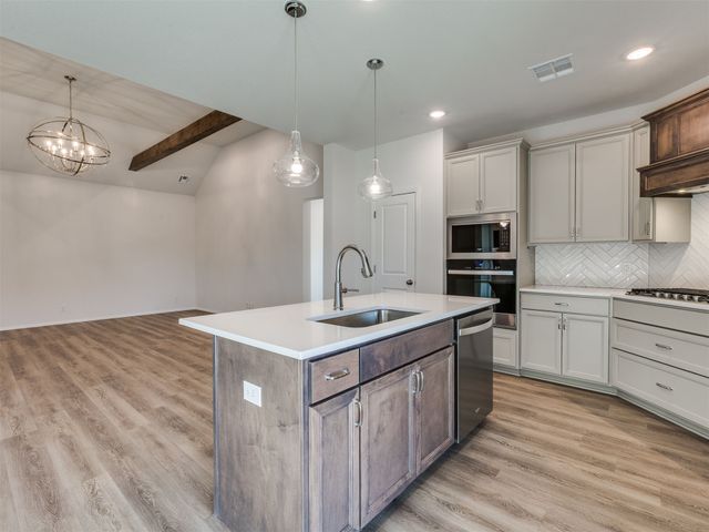 13538 N 60th East Place, Collinsville, OK 74021
