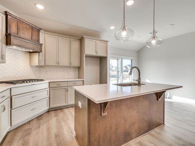 13538 N 60th East Place, Collinsville, OK 74021