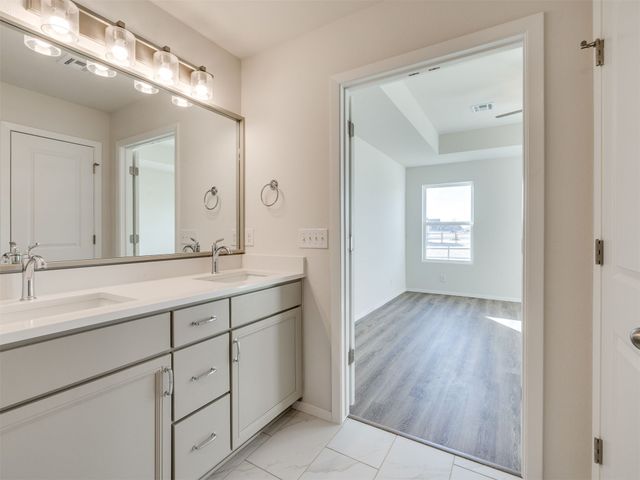 13538 N 60th East Place, Collinsville, OK 74021