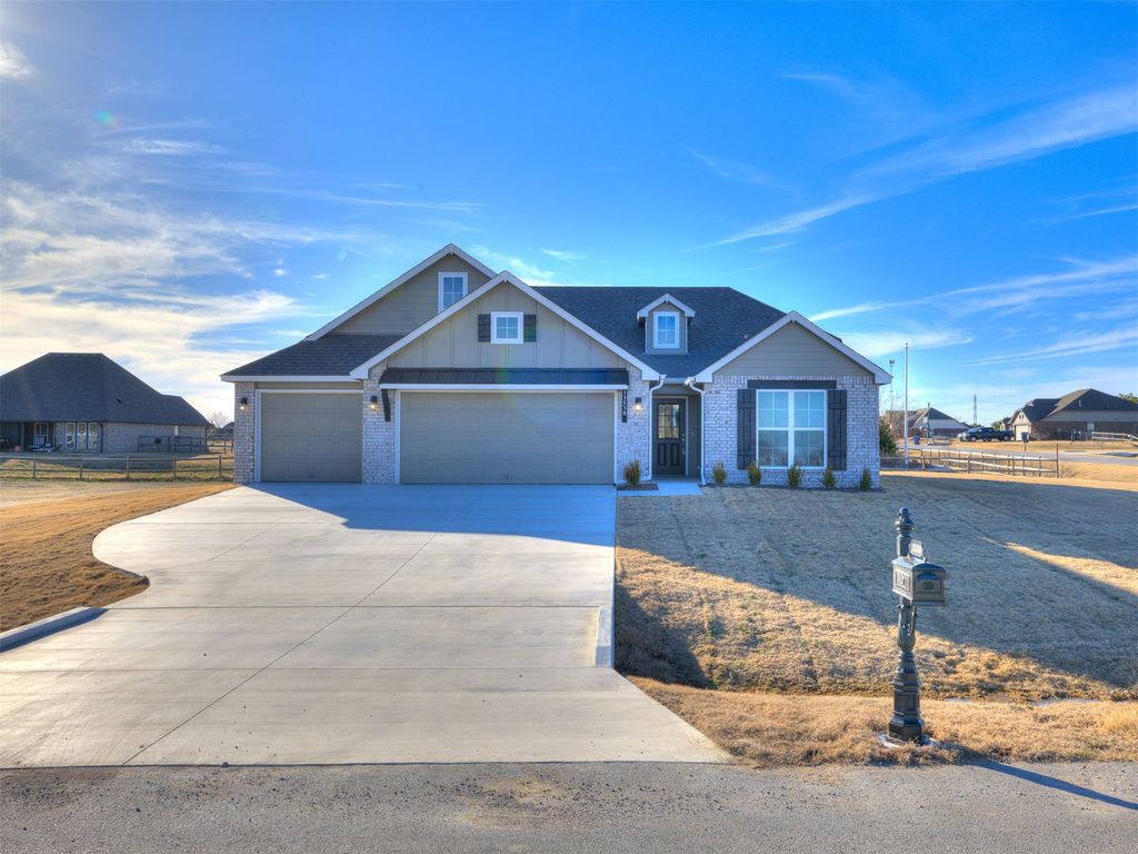 13538 N 60th East Place, Collinsville, OK 74021