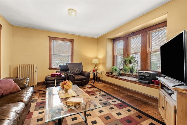 129-131 Pine St., Quincy, MA 02170