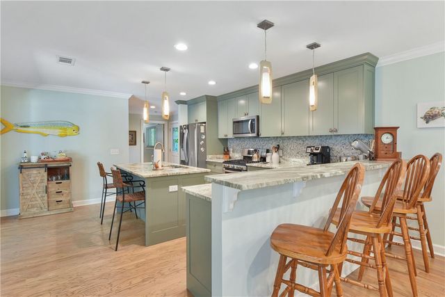 101 Druid Oaks Lane, St Simons Island, GA 31522