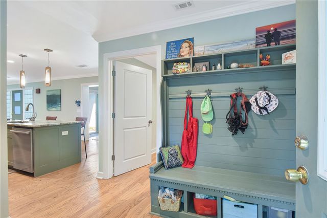 101 Druid Oaks Lane, St Simons Island, GA 31522