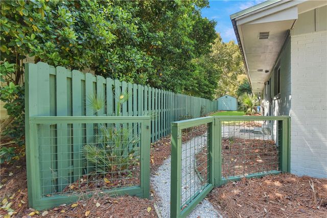 101 Druid Oaks Lane, St Simons Island, GA 31522