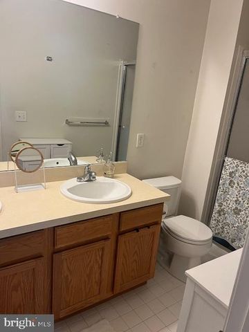 305 HARBOUR BLVD, Cinnaminson, NJ 08077