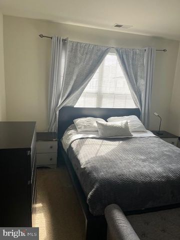 305 HARBOUR BLVD, Cinnaminson, NJ 08077