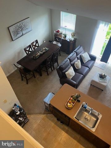 305 HARBOUR BLVD, Cinnaminson, NJ 08077