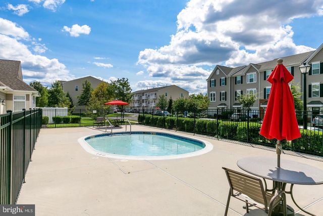 305 HARBOUR BLVD, Cinnaminson, NJ 08077