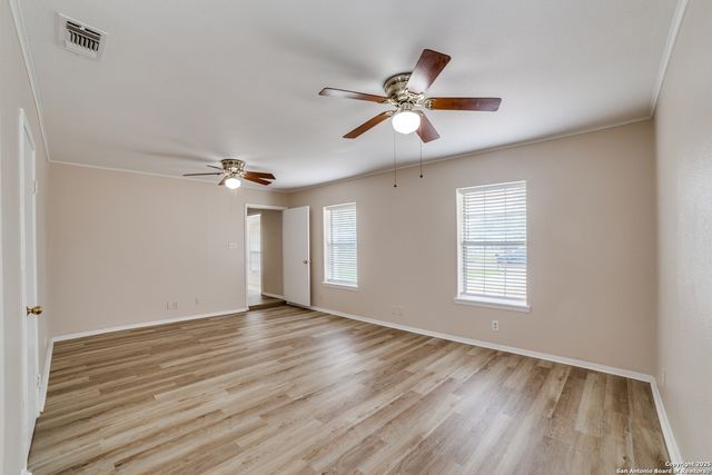 2802 DARWIN DR, San Antonio, TX 78228