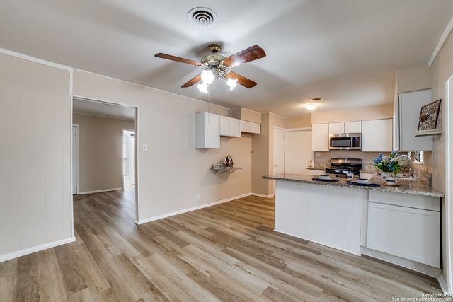 2802 DARWIN DR, San Antonio, TX 78228