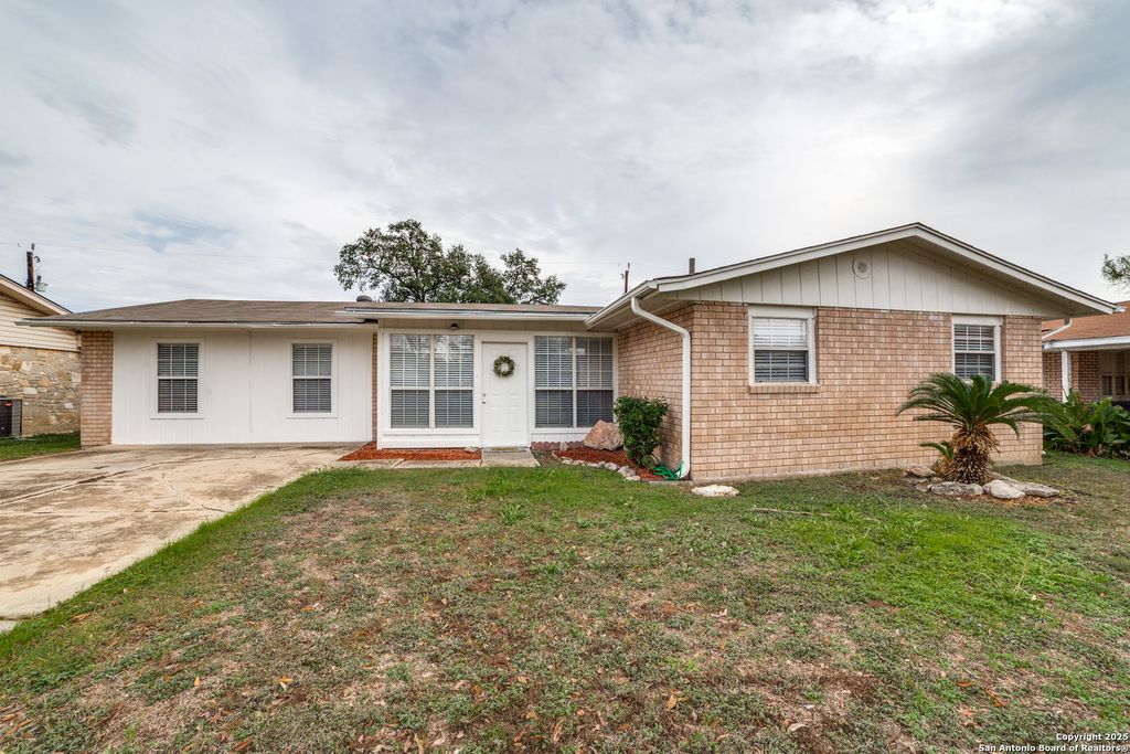 2802 DARWIN DR, San Antonio, TX 78228