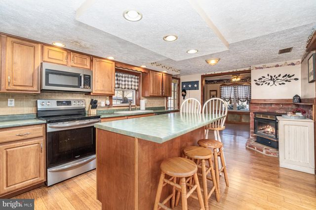 599 E MARKET ST, Williamstown, PA 17098