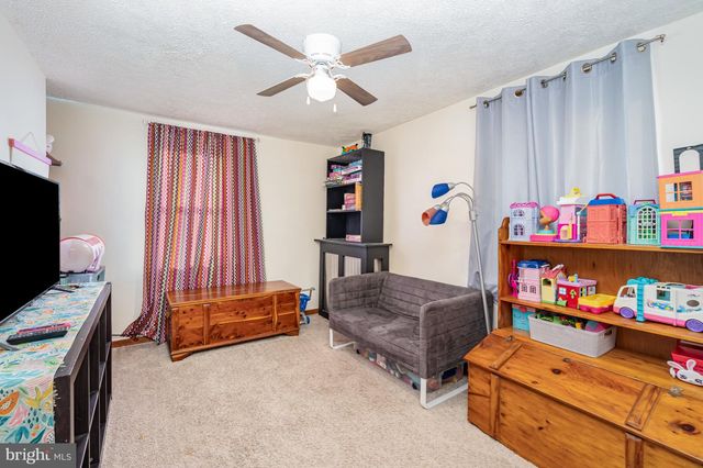 599 E MARKET ST, Williamstown, PA 17098