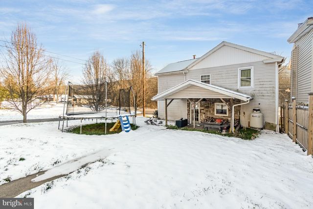 599 E MARKET ST, Williamstown, PA 17098