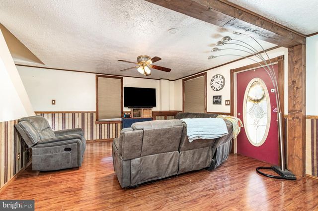 599 E MARKET ST, Williamstown, PA 17098