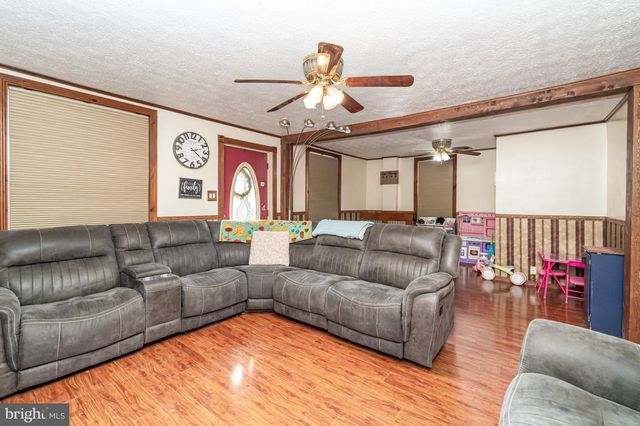 599 E MARKET ST, Williamstown, PA 17098