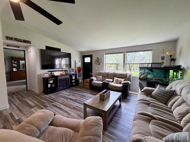 11530 Brandherm Road, Beloit, WI 53511
