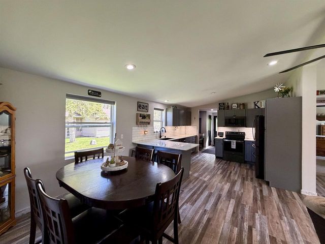 11530 Brandherm Road, Beloit, WI 53511