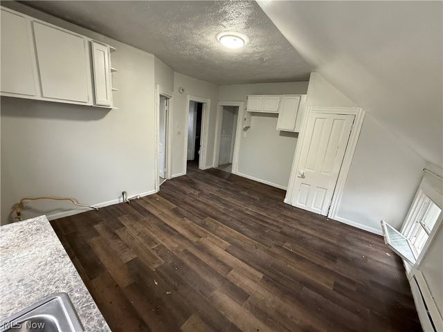 7705 Star Avenue, Cleveland, OH 44103