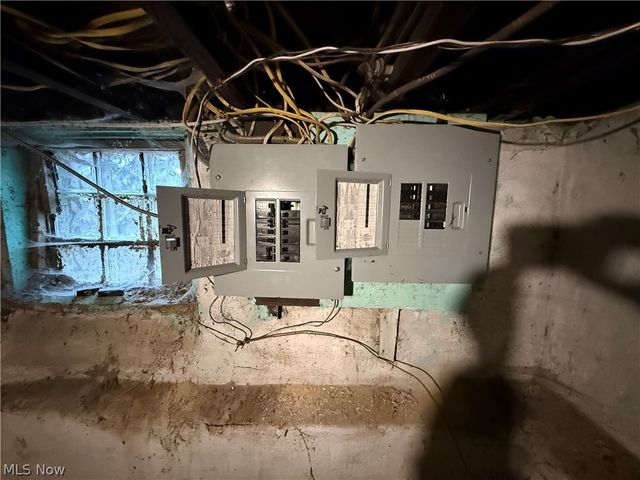 7705 Star Avenue, Cleveland, OH 44103