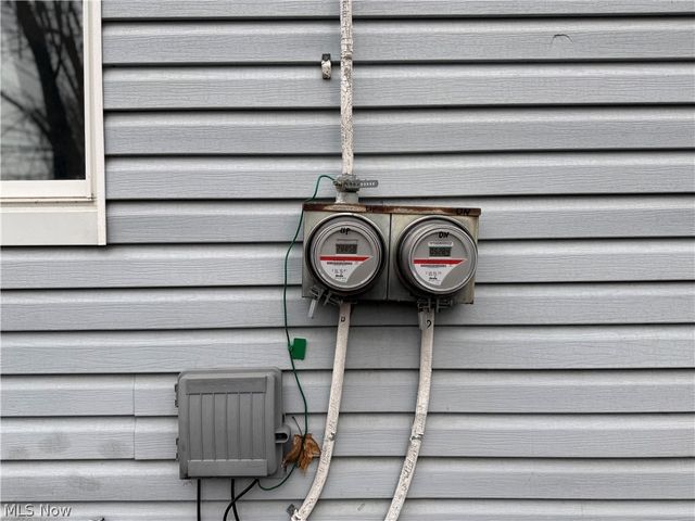 7705 Star Avenue, Cleveland, OH 44103