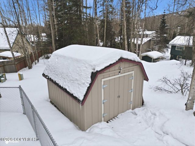 17723 Chilkat Court, Eagle River, AK 99577