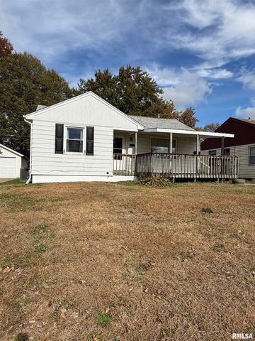 1406 25TH Avenue S, Clinton, IA 52732