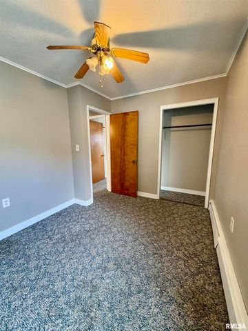 1406 25TH Avenue S, Clinton, IA 52732