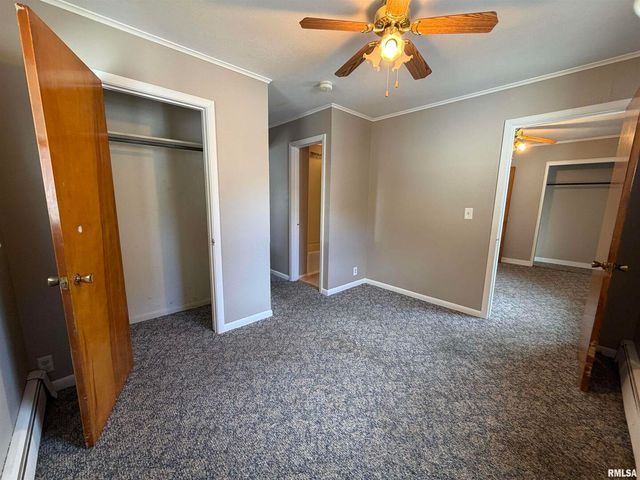 1406 25TH Avenue S, Clinton, IA 52732