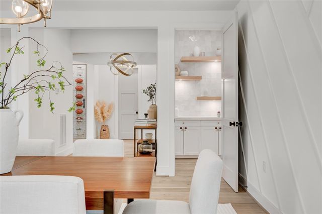 4991 Dumfries Drive, Houston, TX 77096