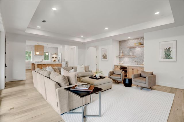 4991 Dumfries Drive, Houston, TX 77096