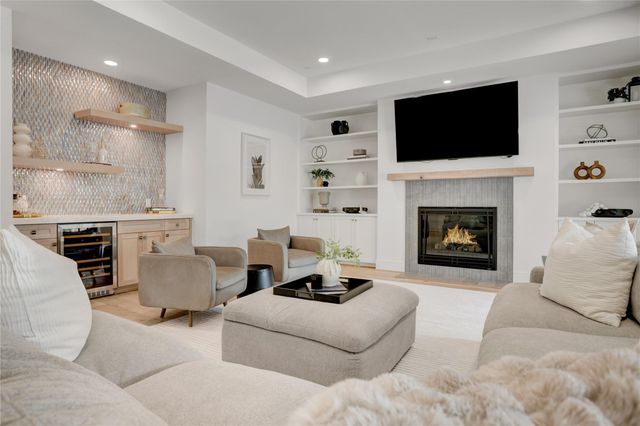 4991 Dumfries Drive, Houston, TX 77096