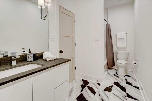 4991 Dumfries Drive, Houston, TX 77096