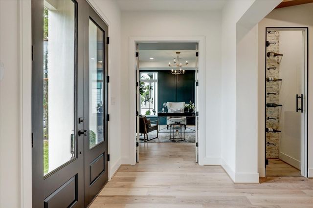 4991 Dumfries Drive, Houston, TX 77096