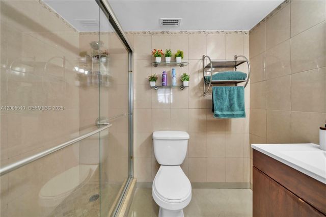 3725 S Ocean Dr 1220, Hollywood, FL 33019