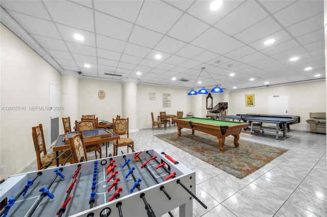 3725 S Ocean Dr 1220, Hollywood, FL 33019