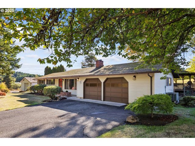 61004 GENSMAN Rd, St Helens, OR 97051