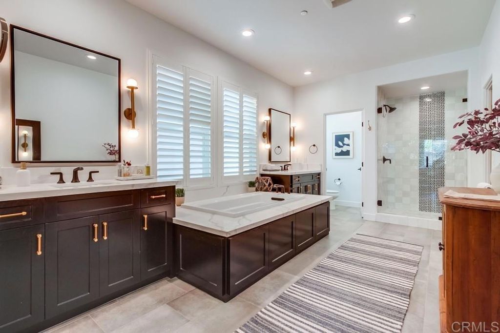 Image 21 of property listing at 3388 Corte Panorama, Carlsbad, CA 92009