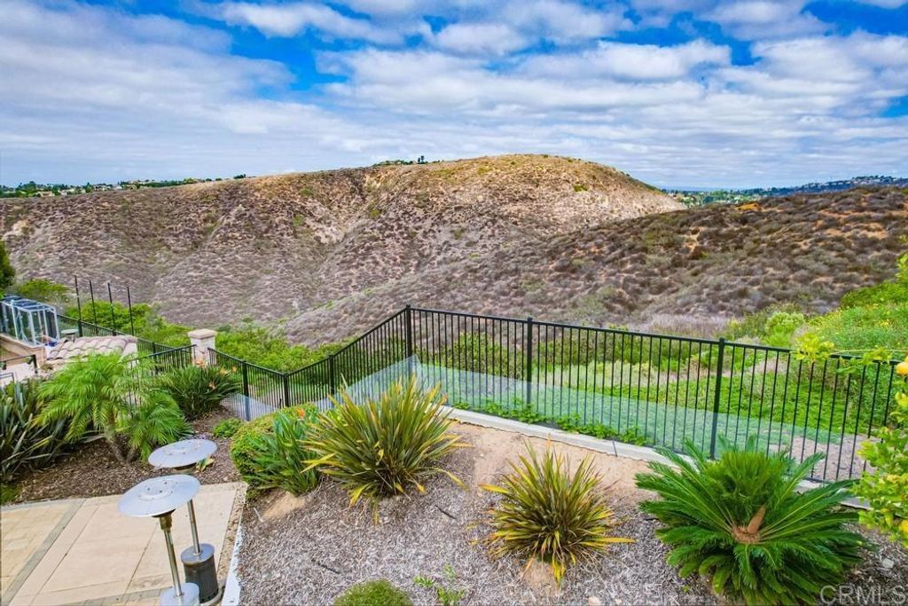 Image 66 of property listing at 3388 Corte Panorama, Carlsbad, CA 92009