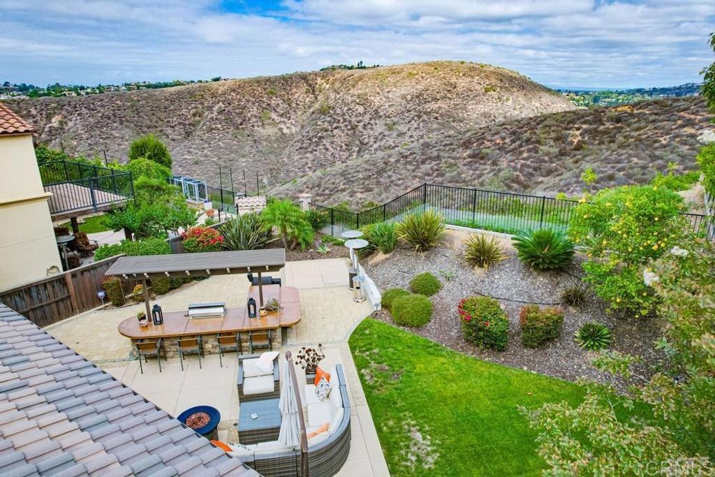 Image 67 of property listing at 3388 Corte Panorama, Carlsbad, CA 92009