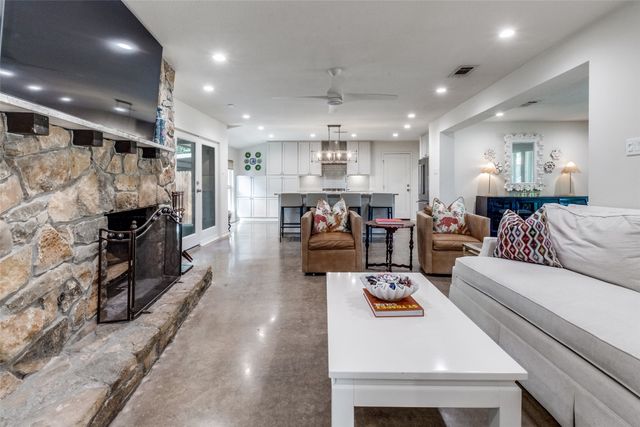 3504 Janlyn Lane, Farmers Branch, TX 75234