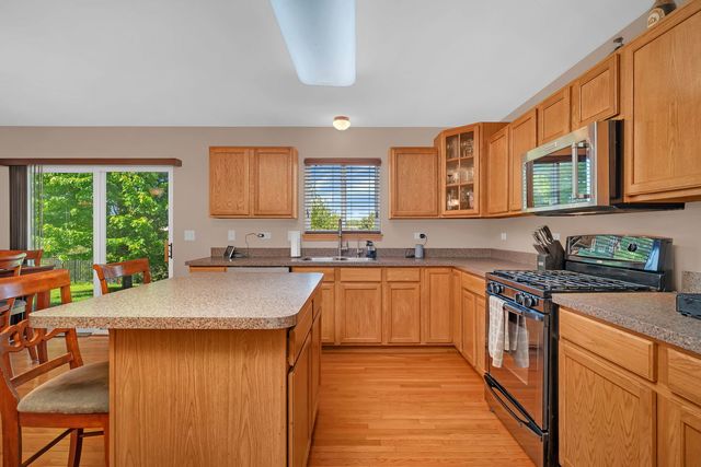 486 S Dollinger Drive, Romeoville, IL 60446