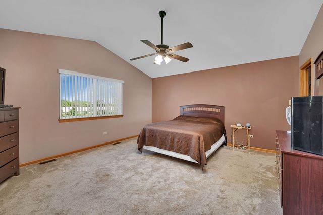 486 S Dollinger Drive, Romeoville, IL 60446