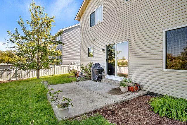 486 S Dollinger Drive, Romeoville, IL 60446