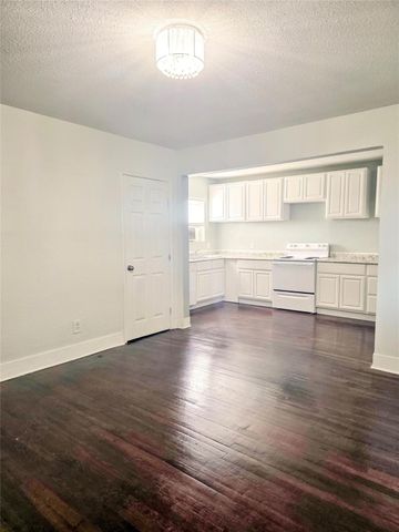 1552 Lombardy Street 3, Houston, TX 77023