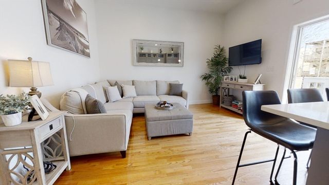 126 Princeton St. 3, Boston, MA 02128