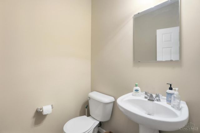 5224 Man O War Drive, Hamilton Twp, OH 45152