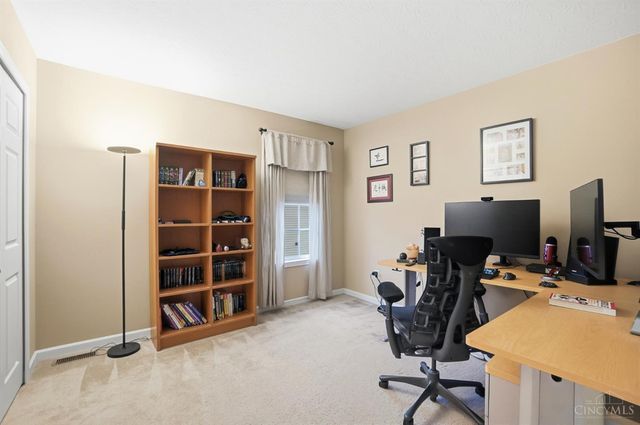 5224 Man O War Drive, Hamilton Twp, OH 45152