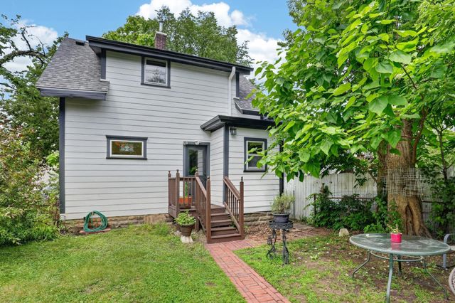 2909 14th Avenue S, Minneapolis, MN 55407