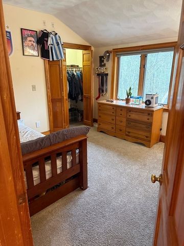 31 Webb St, Middleton, MA 01949